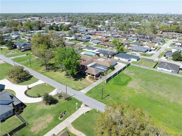 $625,000 | 2545 Fawnwood Road, Marrero, LA 70072