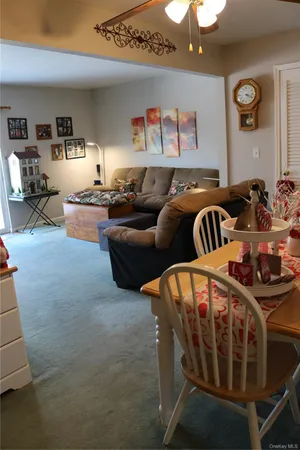 $284,500 | 276 Temple Hill Road, Unit 1305, New Windsor, NY 12553