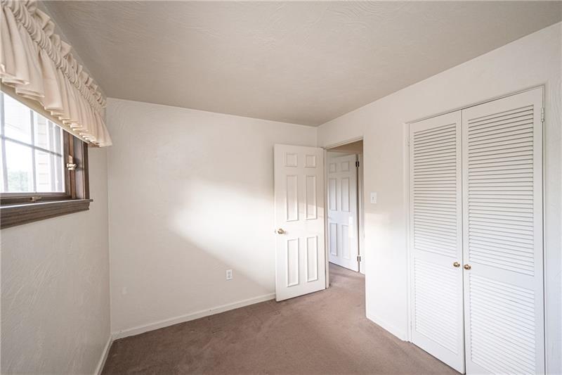58 Bellview Circle McKees Rocks, PA 15136 - Photo 11 of 25 Bedroom #2. Large closet.
