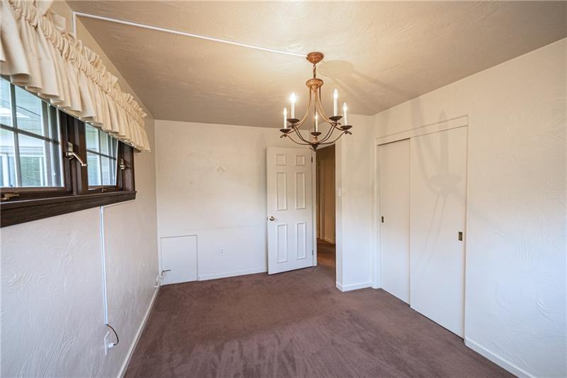 58 Bellview Circle McKees Rocks, PA 15136 - Photo 12 of 25 Bedroom #3 with double closet.