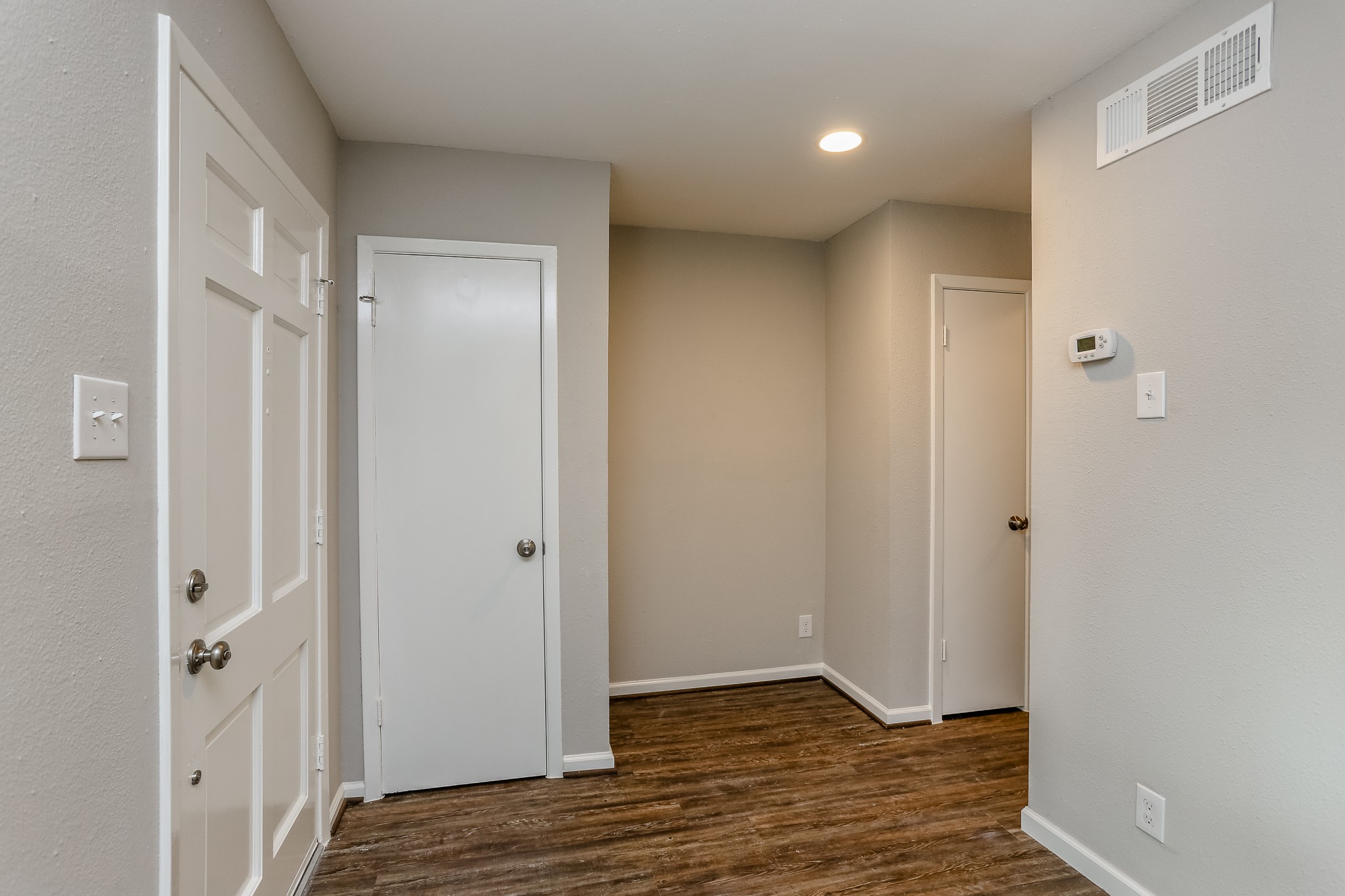 4040 San Felipe Street, Unit 270 Houston, TX 77027 - Photo 14 of 37