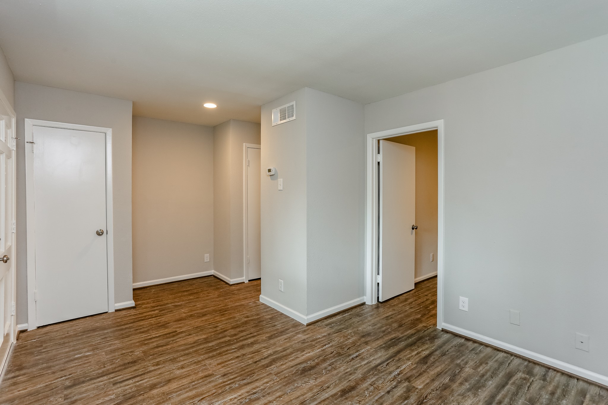 4040 San Felipe Street, Unit 270 Houston, TX 77027 - Photo 2 of 37