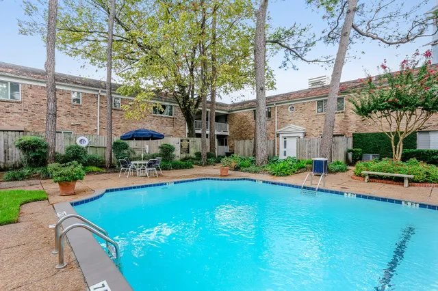 $115,001 | 4040 San Felipe Street, Unit 270, Houston, TX 77027