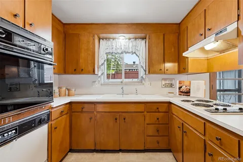 $450,000 | 9450 West Dakota Avenue, Lakewood, CO 80226