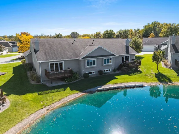 $449,900 | 1724 Remington Ridge Way, De Pere, WI 54115