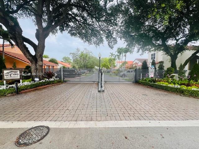 11861 Southwest 92nd Lane Miami, FL 33186 - Photo 2 of 33