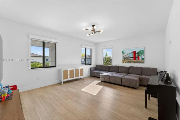 $11,500 | 8267 Southwest 120th Terrace, Miami, FL 33156