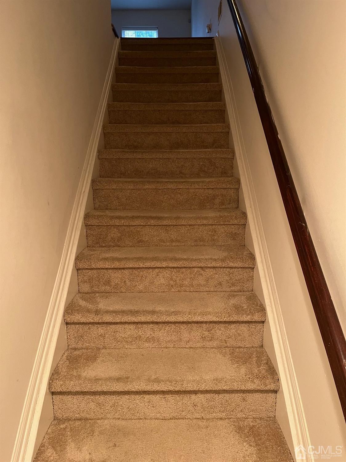 1711 Ridgeview Court Sayreville, NJ 08859 - Photo 2 of 18 a view of entryway