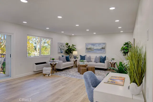 $619,900 | 5499 Paseo Del Lago, Unit 2D, Laguna Woods, CA 92637