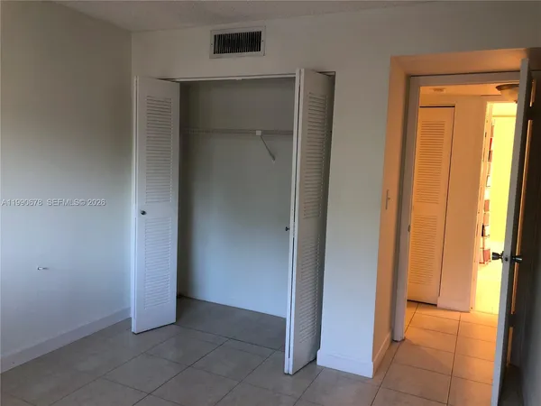 $2,000 | 7140 Northwest 179th Street, Unit 204, Hialeah, FL 33015