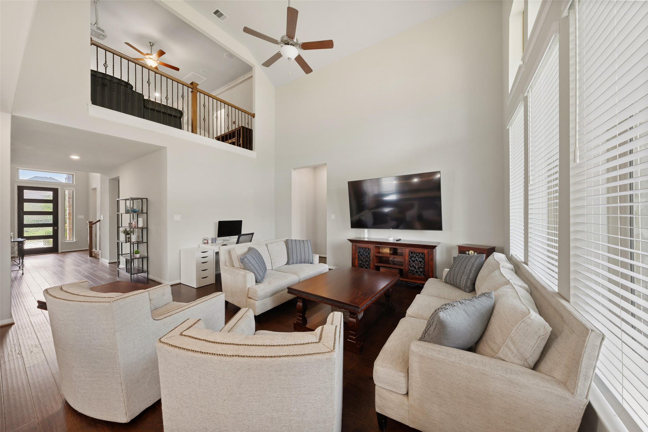 17323 Grand Canyon Road Conroe, TX 77302 - Photo 11 of 33 Comfortable spaces for family and entertaining.