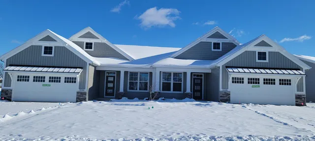 $490,000 | 5546 Albright Avenue Southwest, Unit 21, Grandville, MI 49418