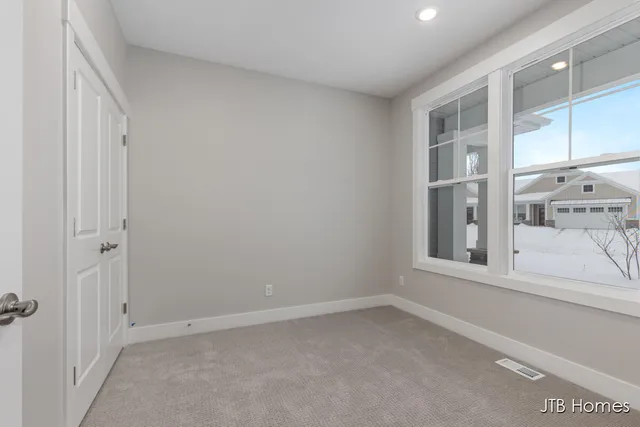 $490,000 | 5546 Albright Avenue Southwest, Unit 21, Grandville, MI 49418