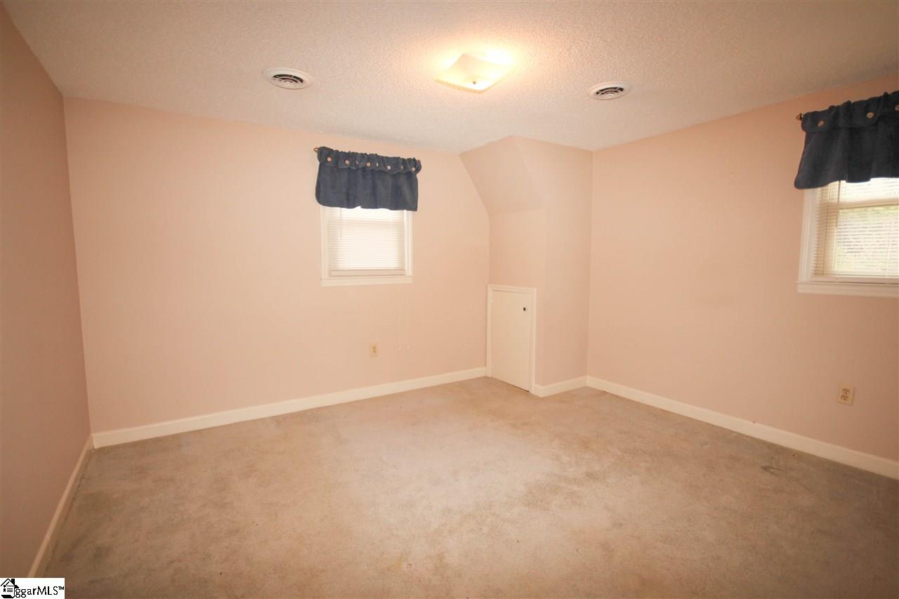 402 Spring Road Laurens, SC 29360 - Photo 11 of 17 Gallery Image 11