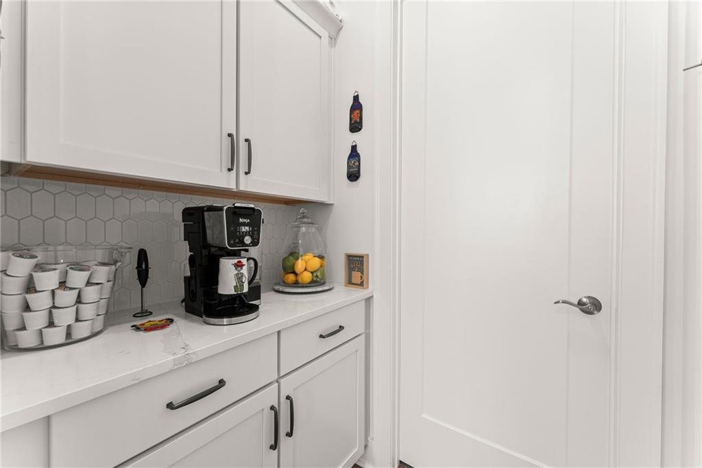 6838 Welcome Road Flowery Branch, GA 30542 - Photo 15 of 40