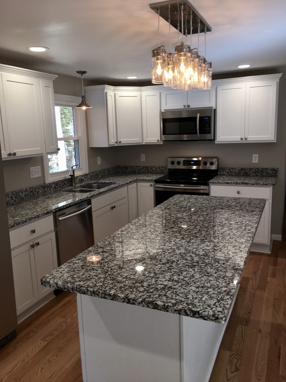 183 South Row Road Lunenburg, MA 01462 - Photo 2 of 19