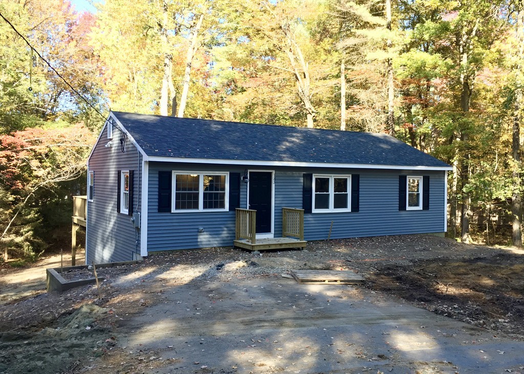 183 South Row Road Lunenburg, MA 01462 - Photo 4 of 19
