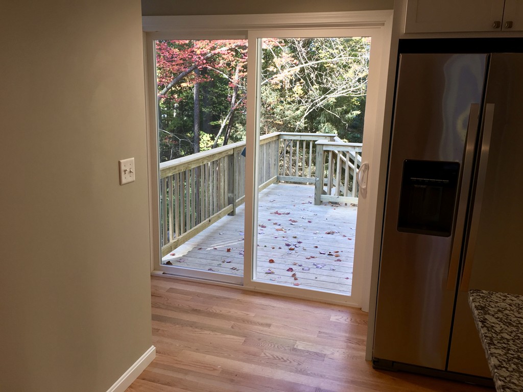183 South Row Road Lunenburg, MA 01462 - Photo 9 of 19