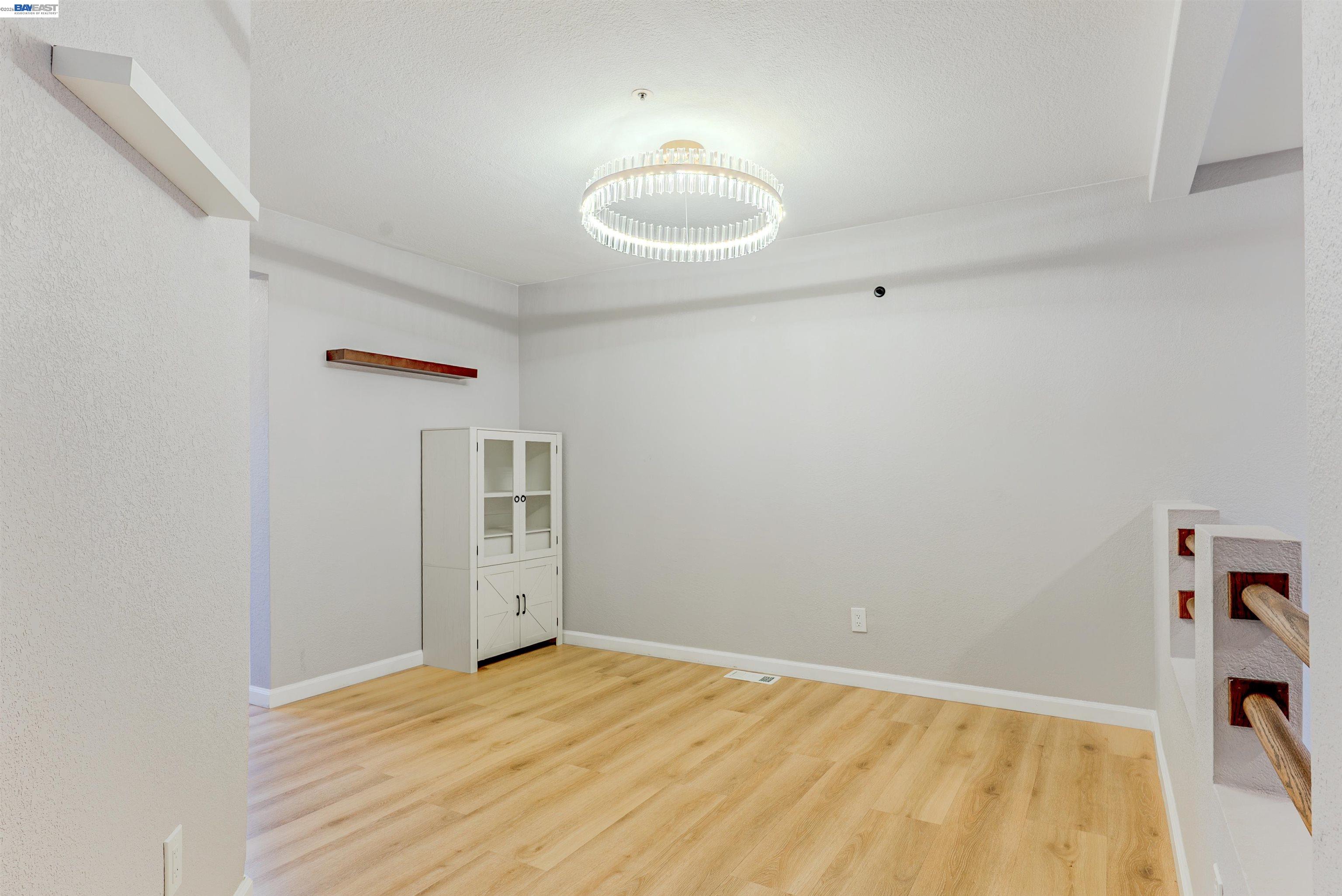 219 Commons Lane Foster City, CA 94404 - Photo 9 of 33