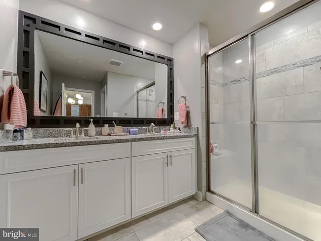 $2,950 | 23810 Myrtle Glen Way, California, MD 20619