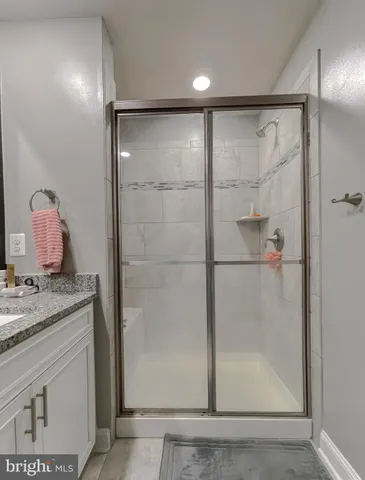 $2,950 | 23810 Myrtle Glen Way, California, MD 20619