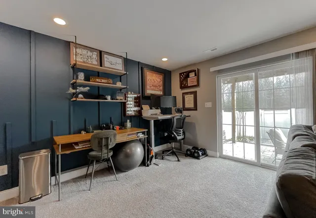 $2,950 | 23810 Myrtle Glen Way, California, MD 20619