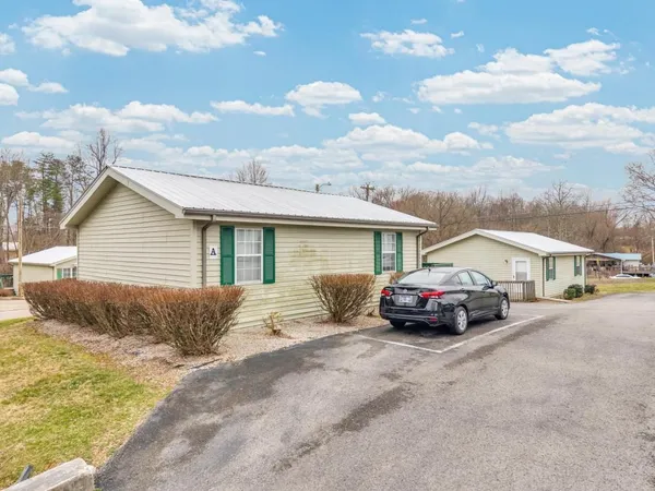$3,500,000 | 340 West Briar Avenue, Jamestown, TN 38556