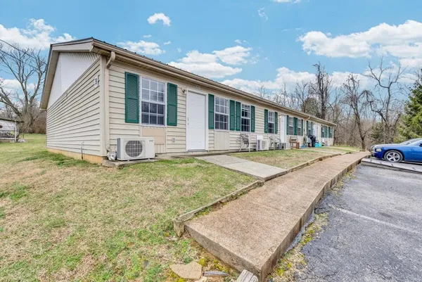 $3,500,000 | 340 West Briar Avenue, Jamestown, TN 38556