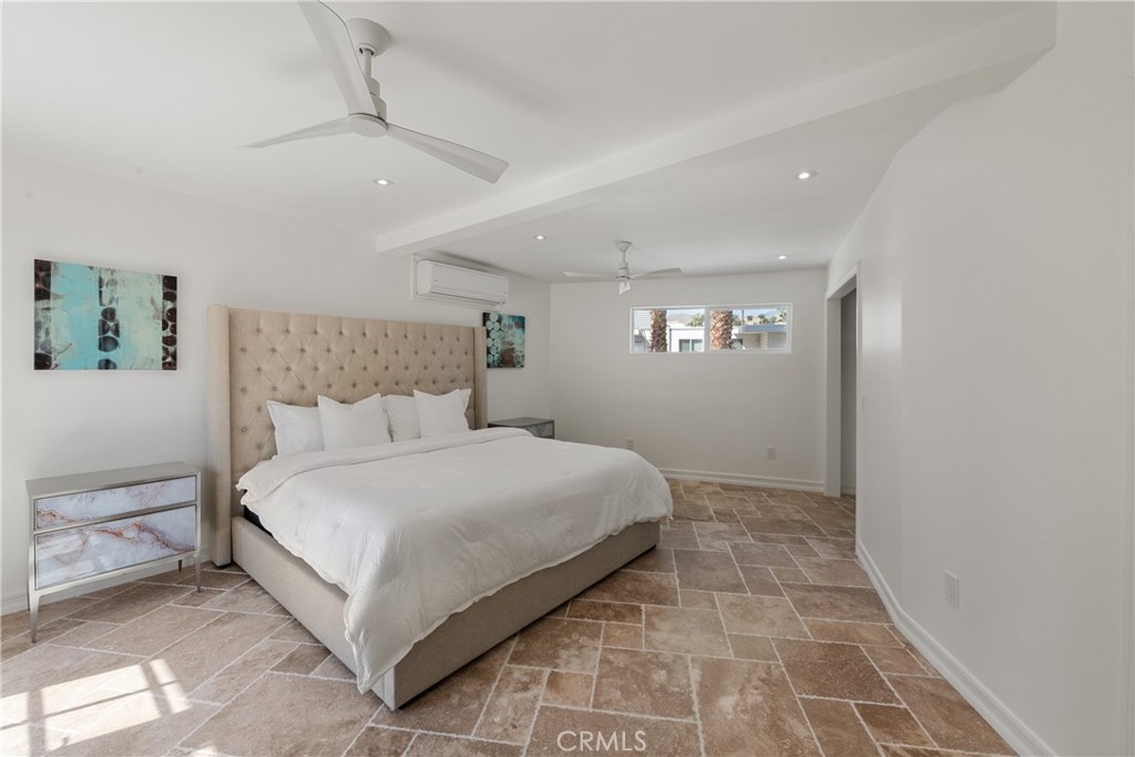 72408 Desert Drive Rancho Mirage, CA 92270 - Photo 22 of 42 Third bedroom with ensuite bath