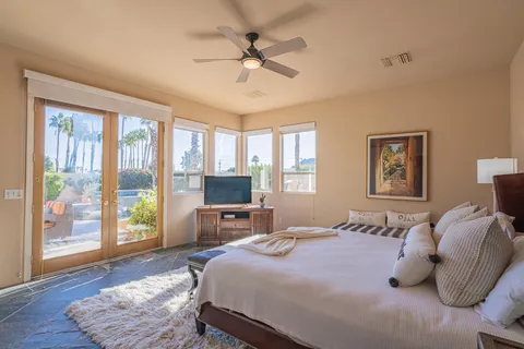 $1,055,000 | 49810 Avenida Montero, La Quinta, CA 92253