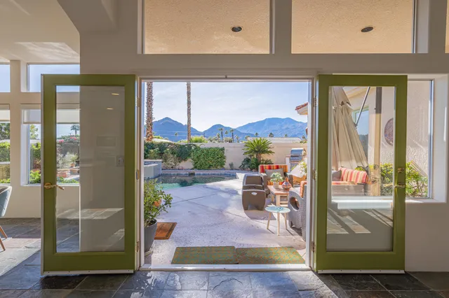 $1,055,000 | 49810 Avenida Montero, La Quinta, CA 92253