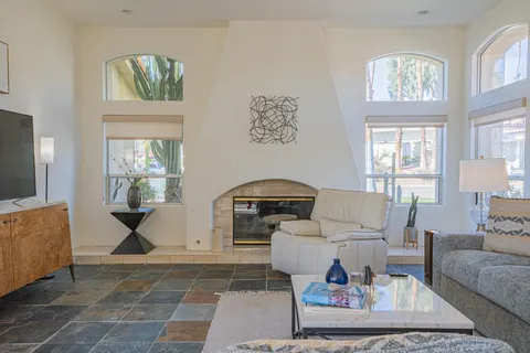 $1,055,000 | 49810 Avenida Montero, La Quinta, CA 92253