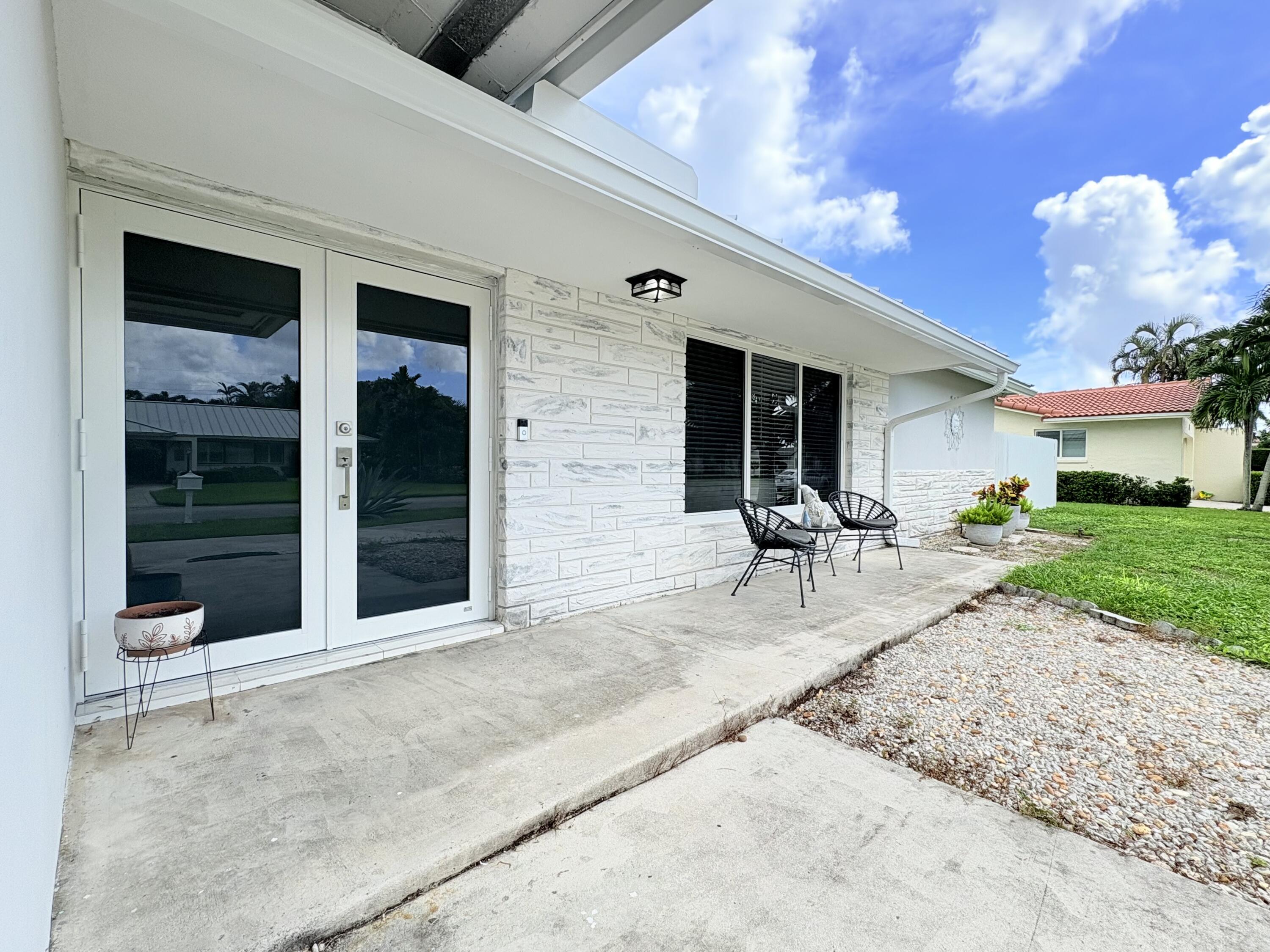 1861 Caribbean Road West Lake Clarke Shores, FL 33406 - Photo 23 of 73 25
