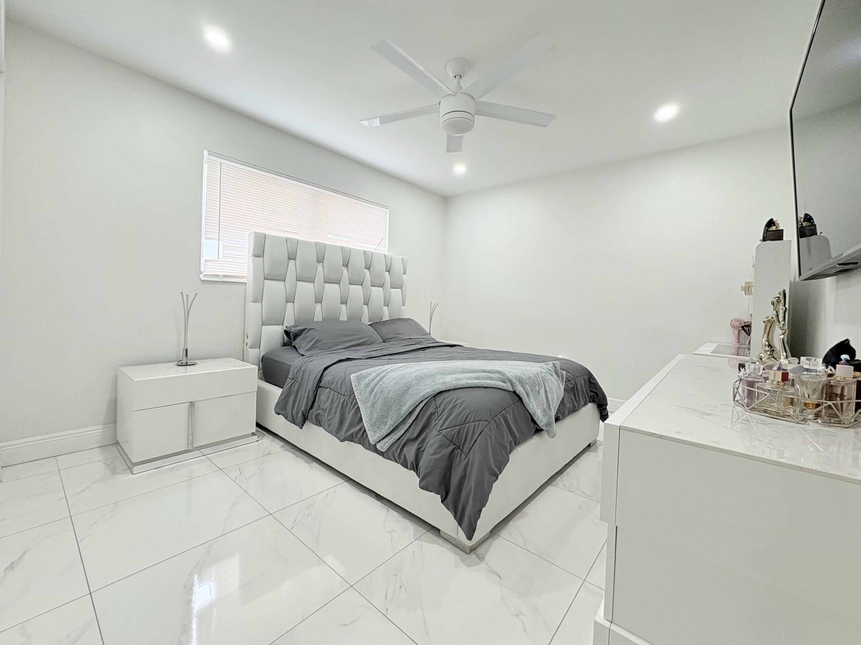 1861 Caribbean Road West Lake Clarke Shores, FL 33406 - Photo 44 of 73 45