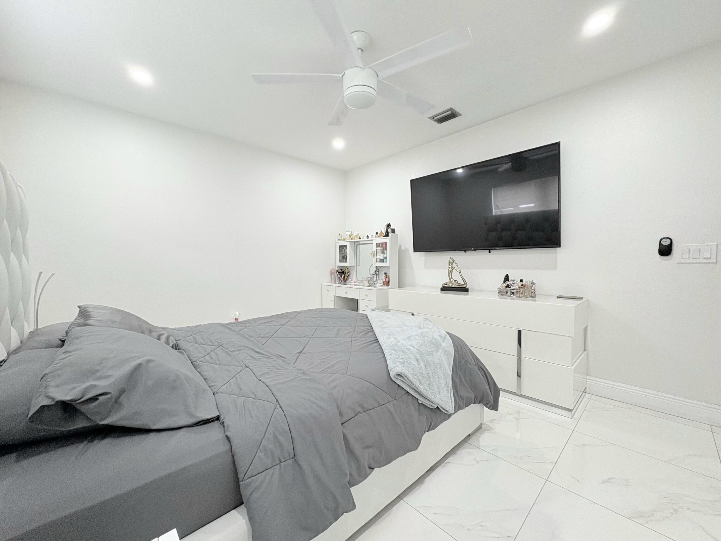 1861 Caribbean Road West Lake Clarke Shores, FL 33406 - Photo 45 of 73 46