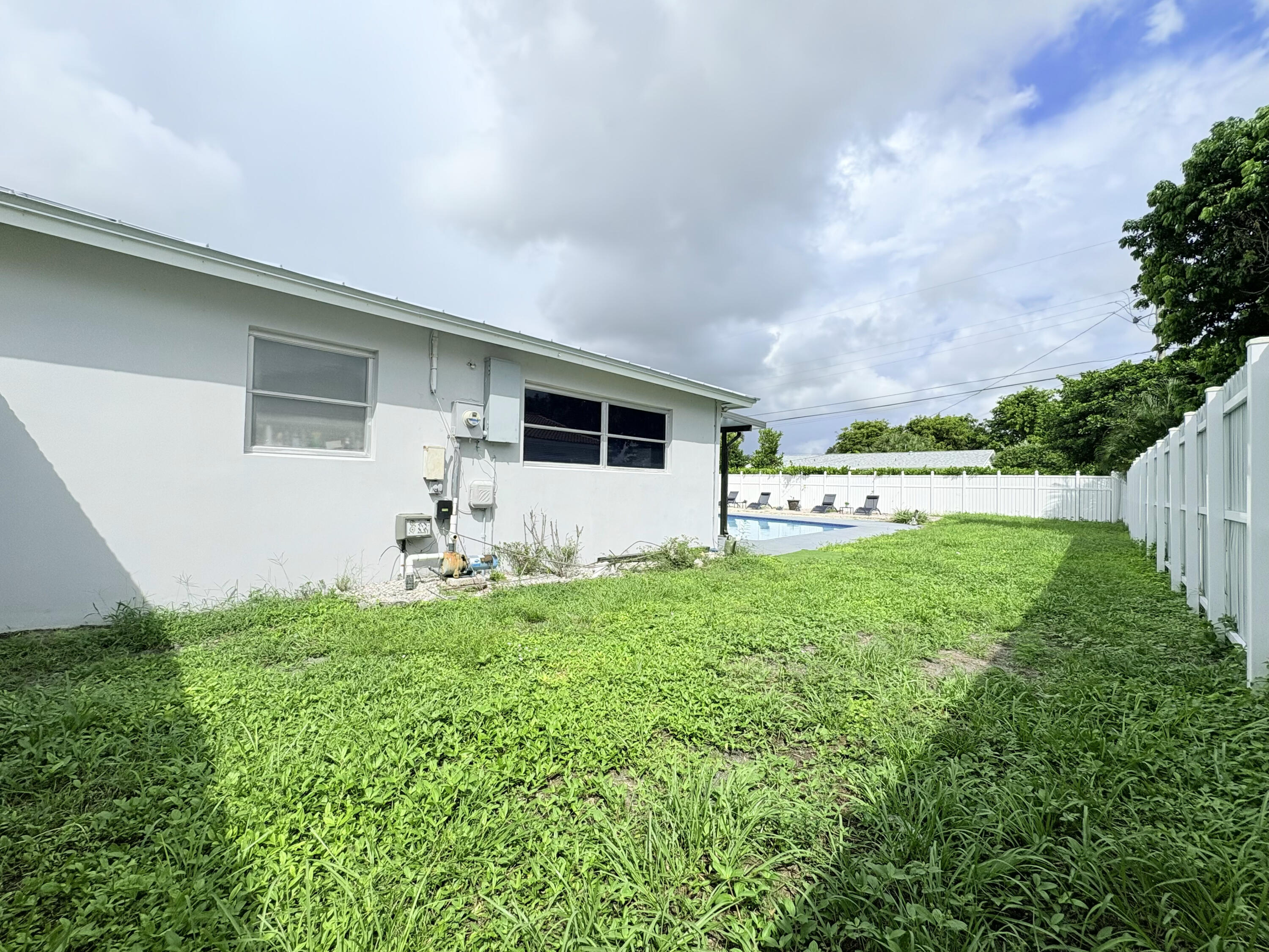 1861 Caribbean Road West Lake Clarke Shores, FL 33406 - Photo 56 of 73 57