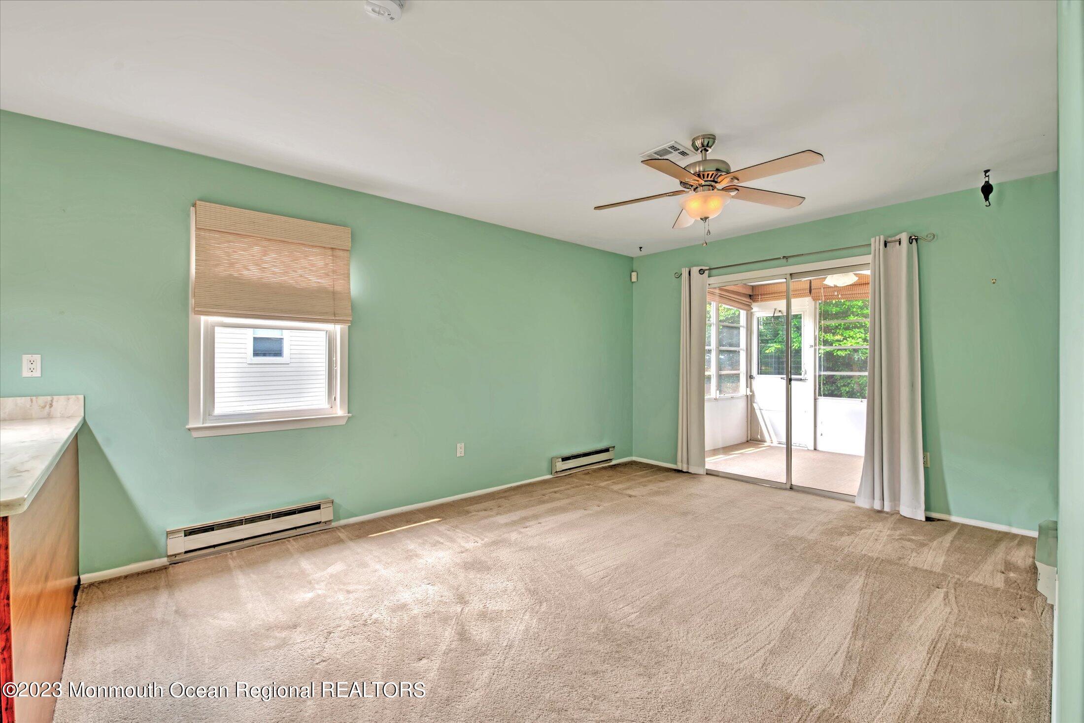 19 Carter Way Brick, NJ 08723 - Photo 12 of 50 12-FAMILY ROOM
