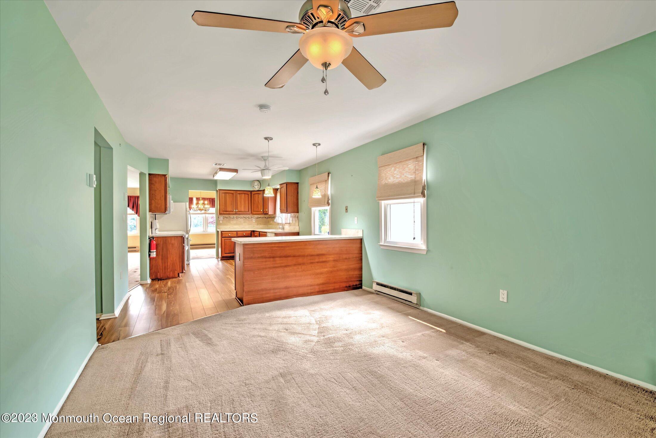 19 Carter Way Brick, NJ 08723 - Photo 13 of 50 13-FAMILY ROOM