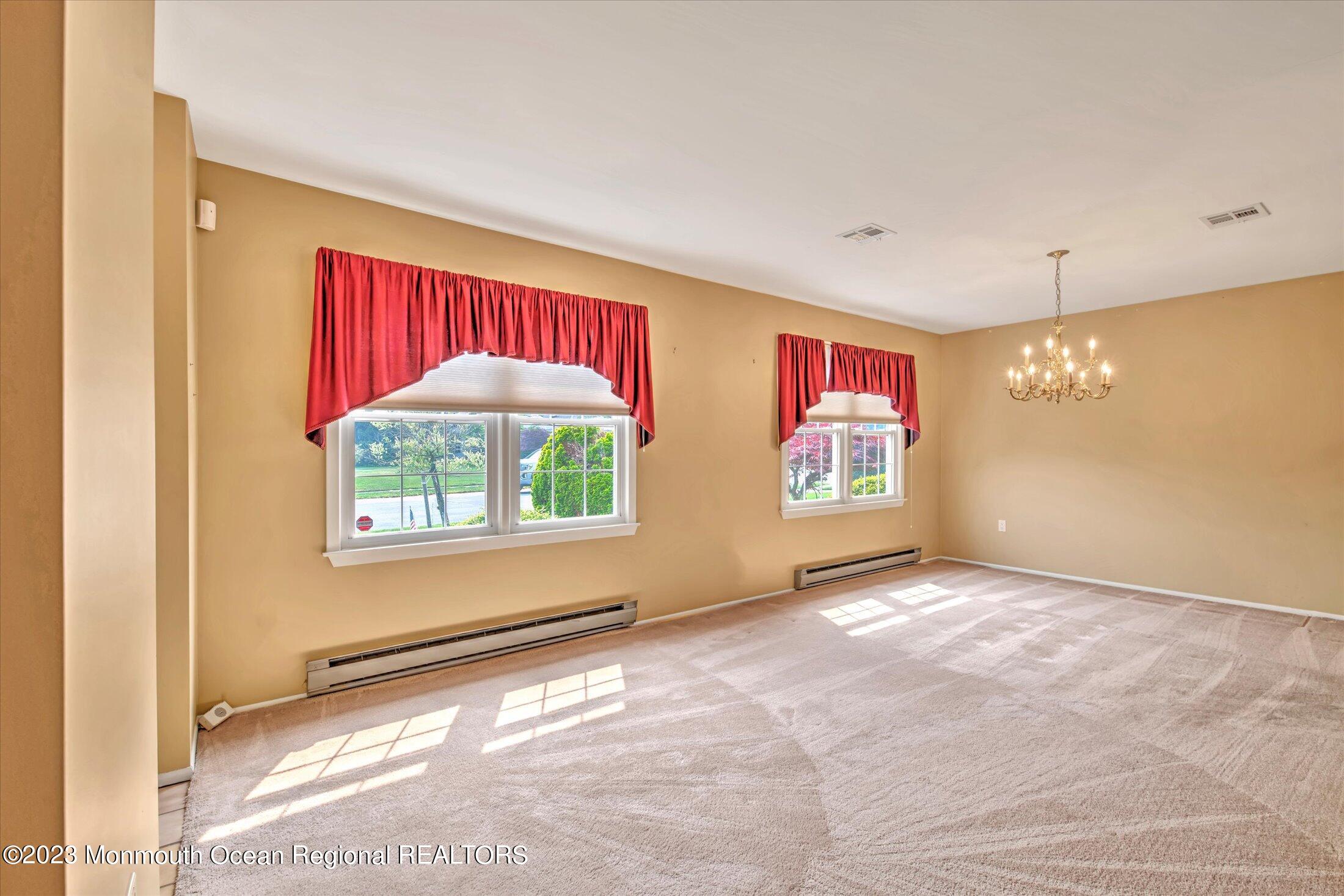 19 Carter Way Brick, NJ 08723 - Photo 15 of 50 15-SITTING_DINING ROOM