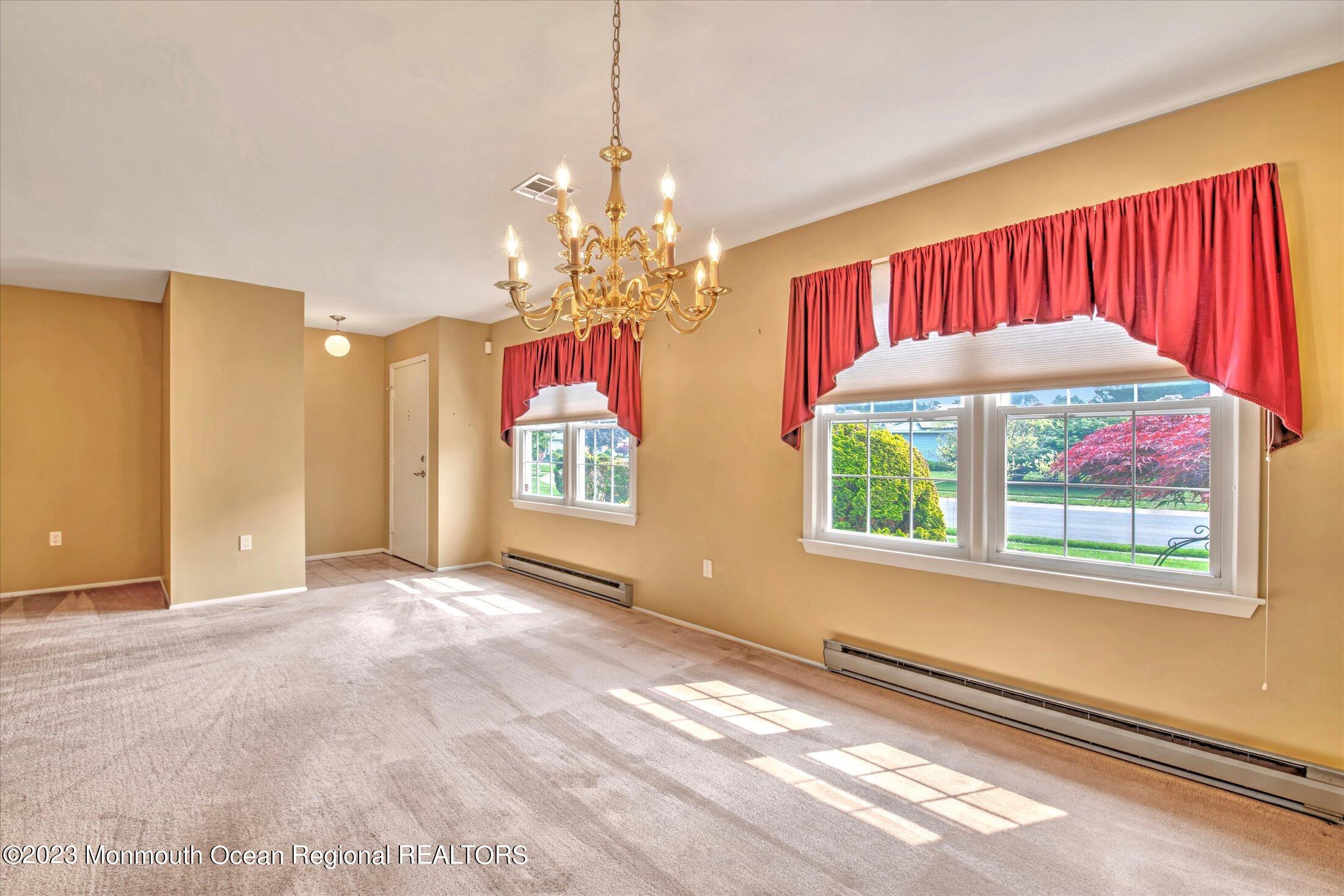 19 Carter Way Brick, NJ 08723 - Photo 17 of 50 17-SITTING_DINING ROOM