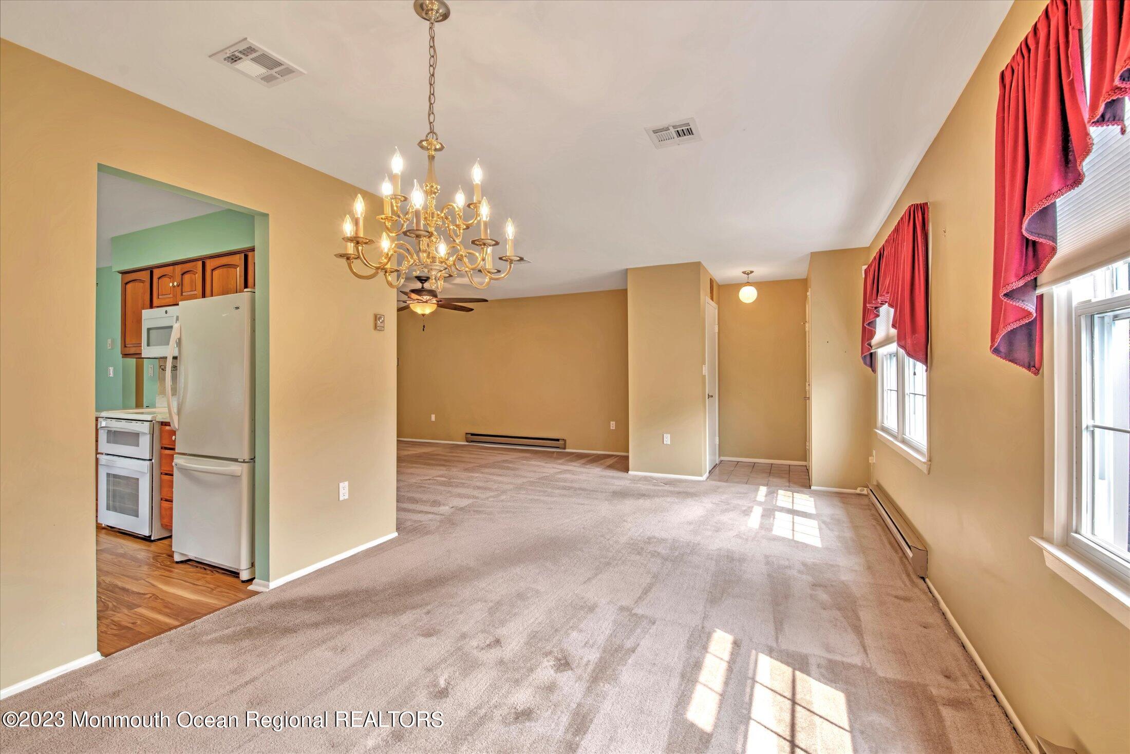 19 Carter Way Brick, NJ 08723 - Photo 18 of 50 18-SITTING_DINING ROOM