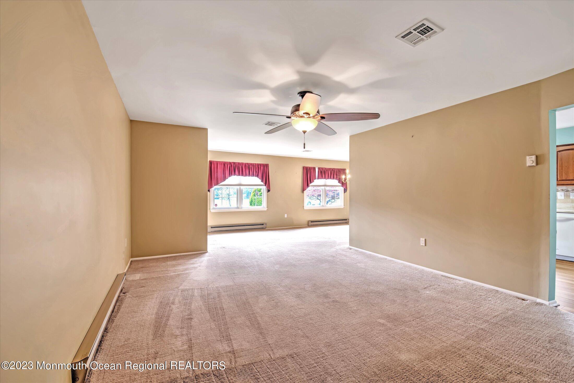 19 Carter Way Brick, NJ 08723 - Photo 7 of 50 07-LIVING ROOM