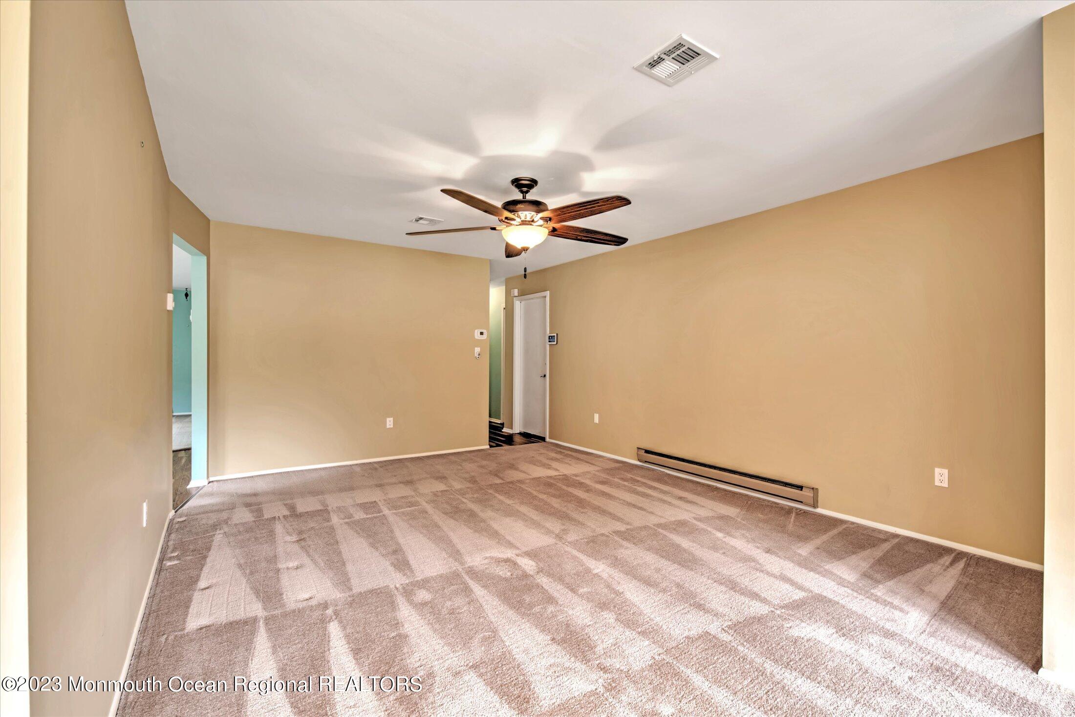 19 Carter Way Brick, NJ 08723 - Photo 8 of 50 08-LIVING ROOM