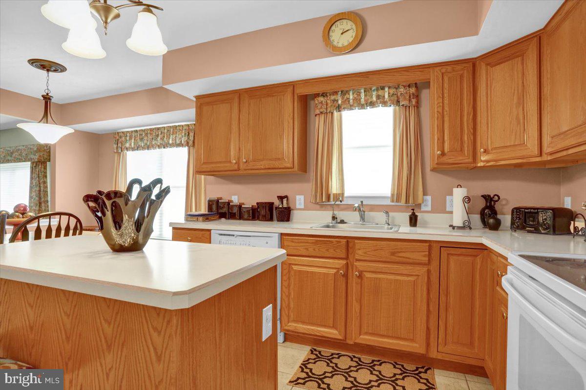304 Roxberry Drive Reading, PA 19608 - Photo 14 of 34