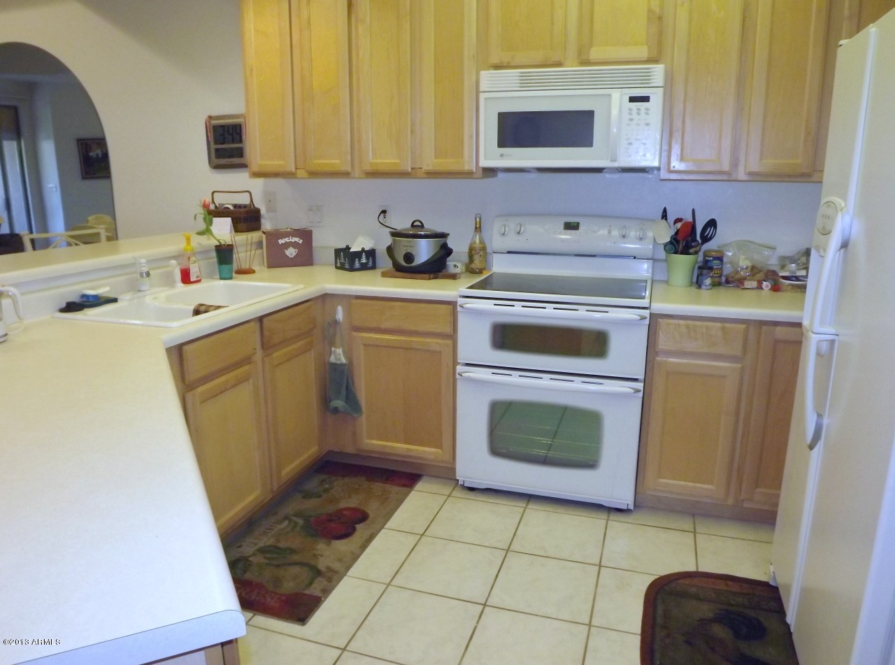 4202 East Broadway Road, Unit 68 Mesa, AZ 85206 - Photo 6 of 35 Kitchen