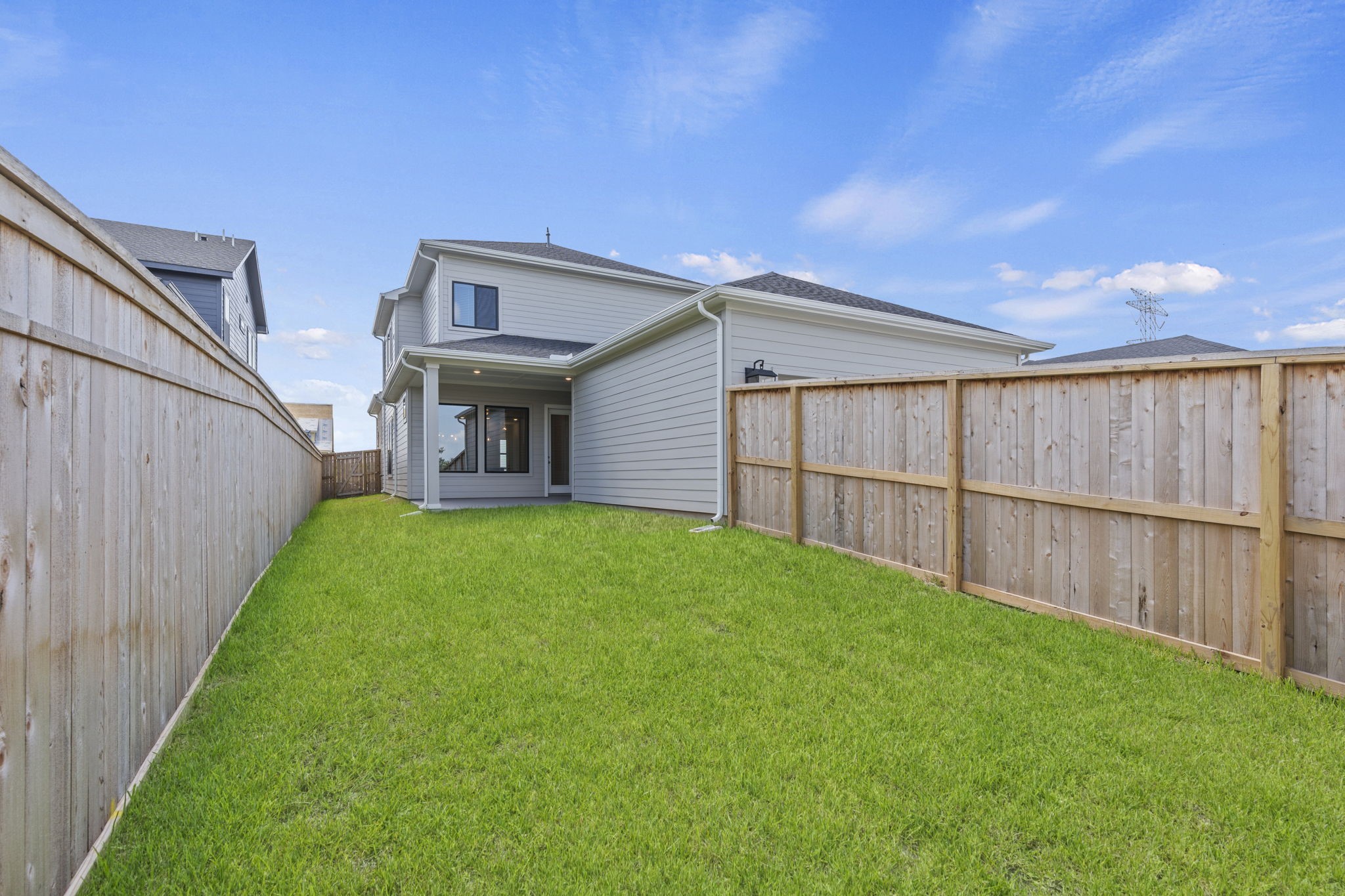 2718 Cottage Place Rosharon, TX 77583 - Photo 20 of 26 Side yard