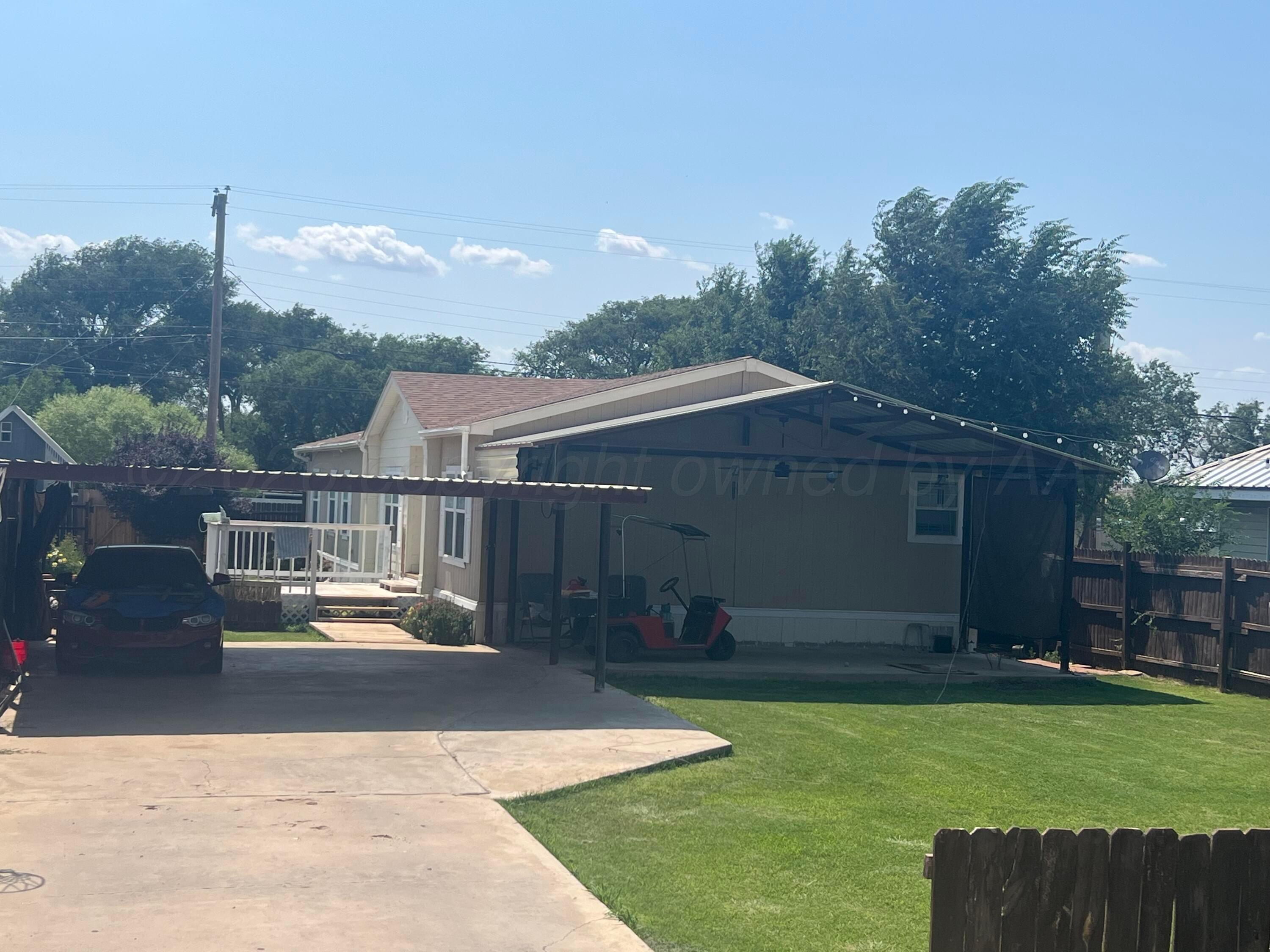 1203 North Main Street Friona, TX 79035 - Photo 1 of 19 Front