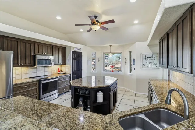 $799,000 | 121 North Star Court, Boerne, TX 78006