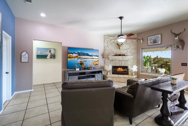 $799,000 | 121 North Star Court, Boerne, TX 78006