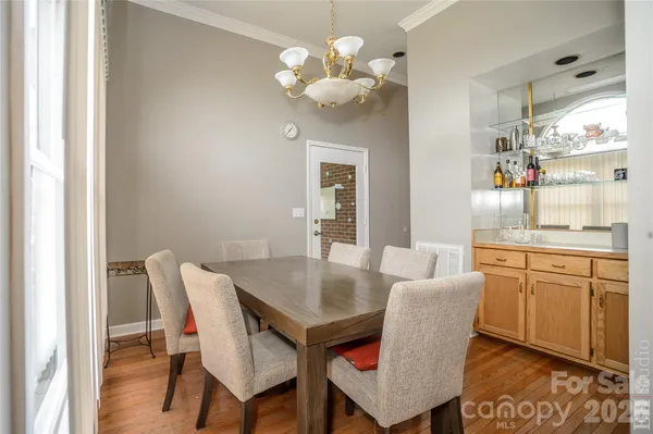$379,500 | 5146 Olde School Drive, Hickory, NC 28602